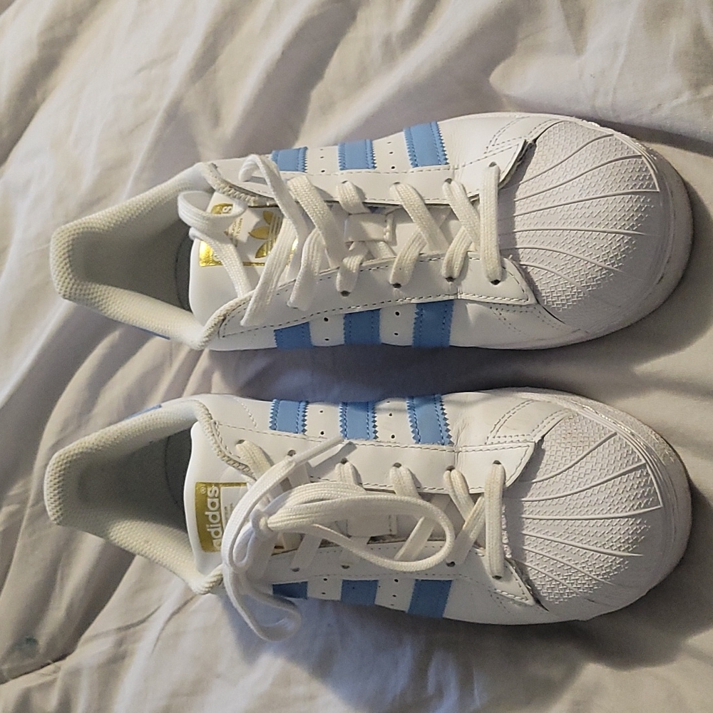 Adidas superstar